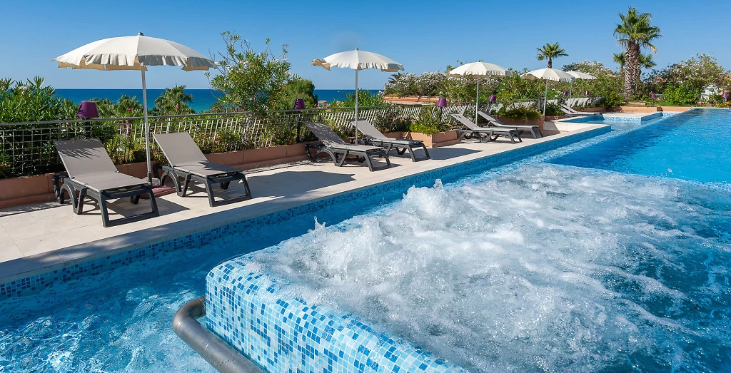 Bains à remous du Spa, Acacia Resort, Sicile, Italie