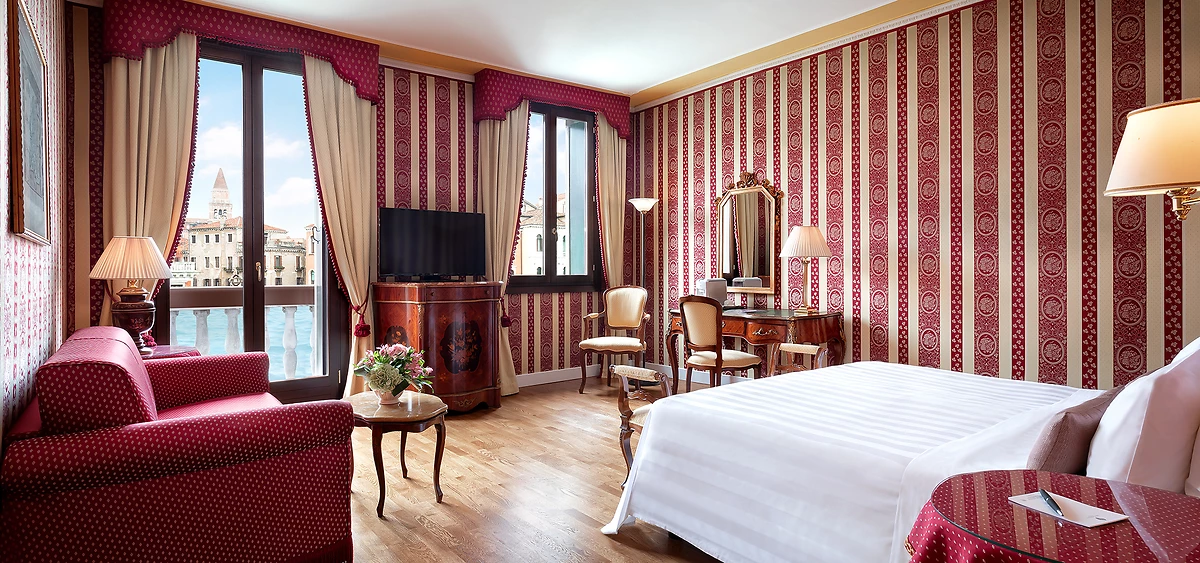 Suite junior exécutive avec vue sur le Grand Canal