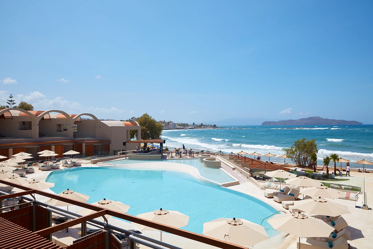 Piscine de l'hôtel, Domes Noruz Chania, Autograph Collection, Crète, Grèce
