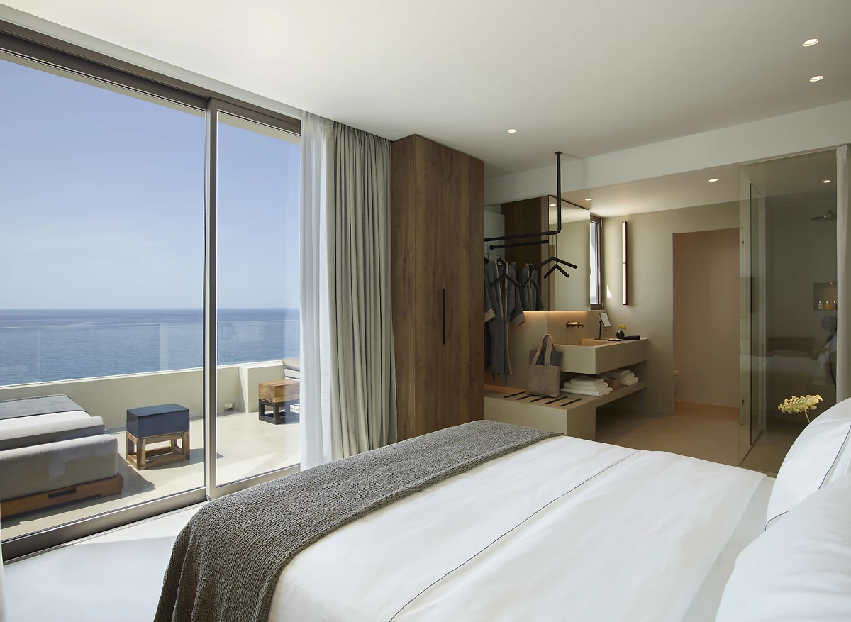 Suite supérieure vue mer avec bassin privé
