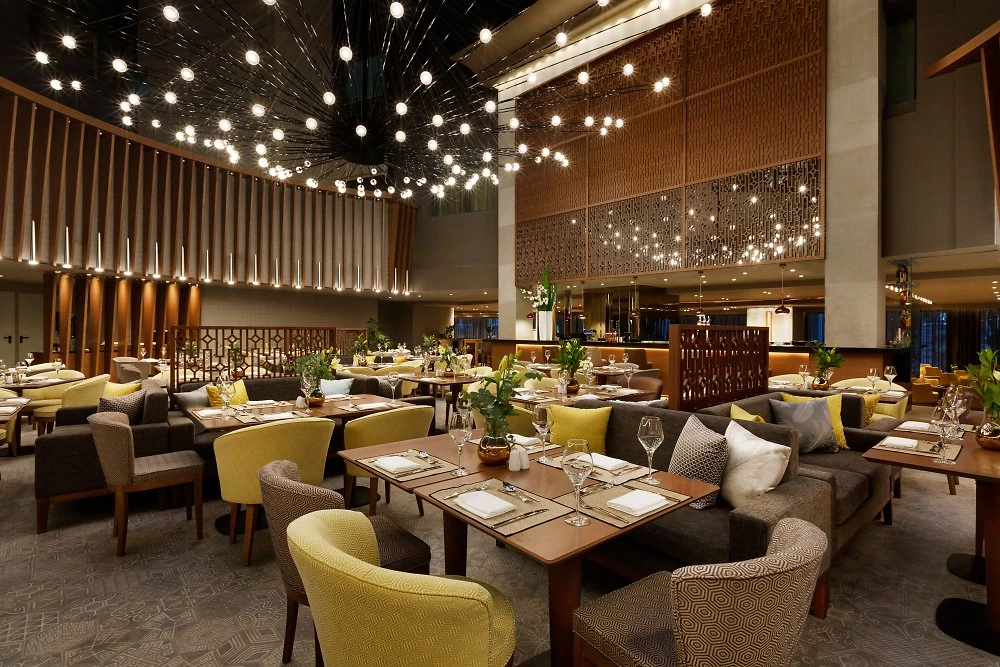FOS Restaurant, Wyndham Grand Athens, Grèce