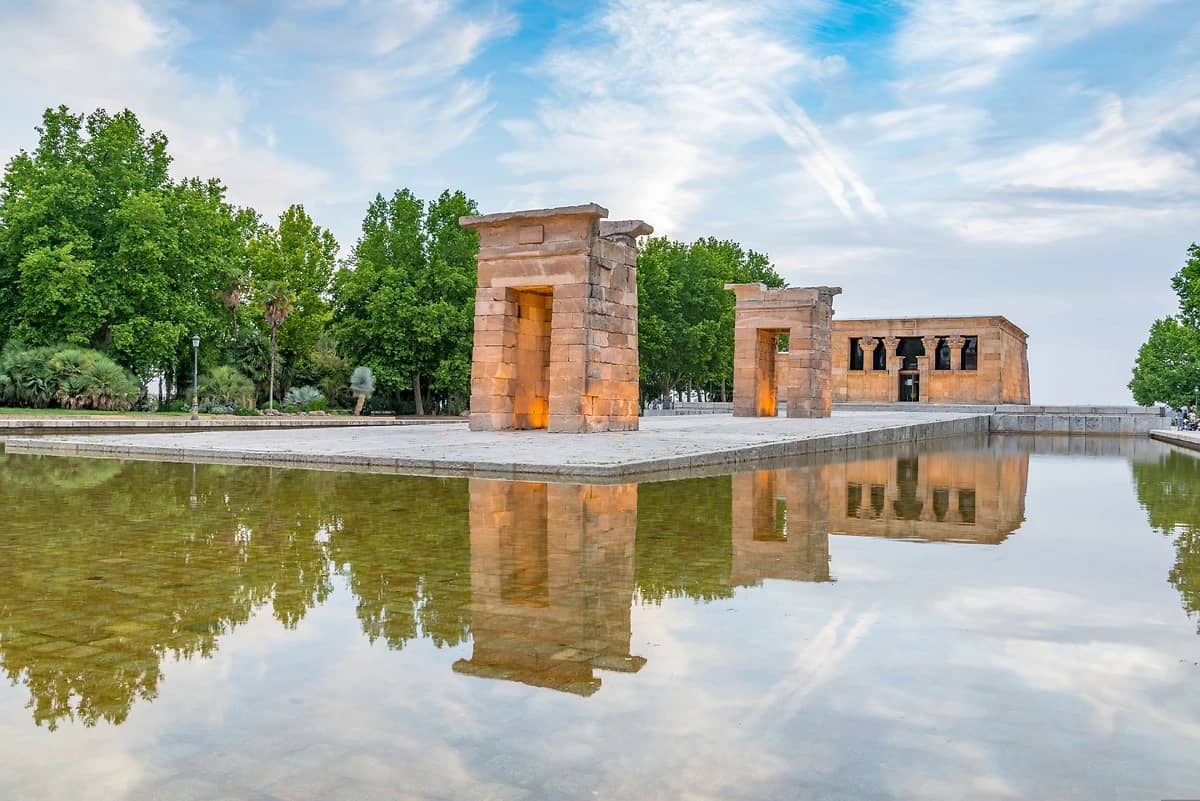 Temple de Debod, Parc de la Roseraie de la Montagne, Madrid, Espagne