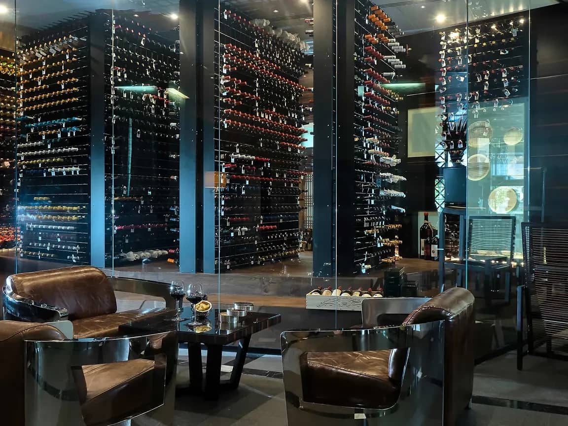 Cave à vin, Romeo Napoli