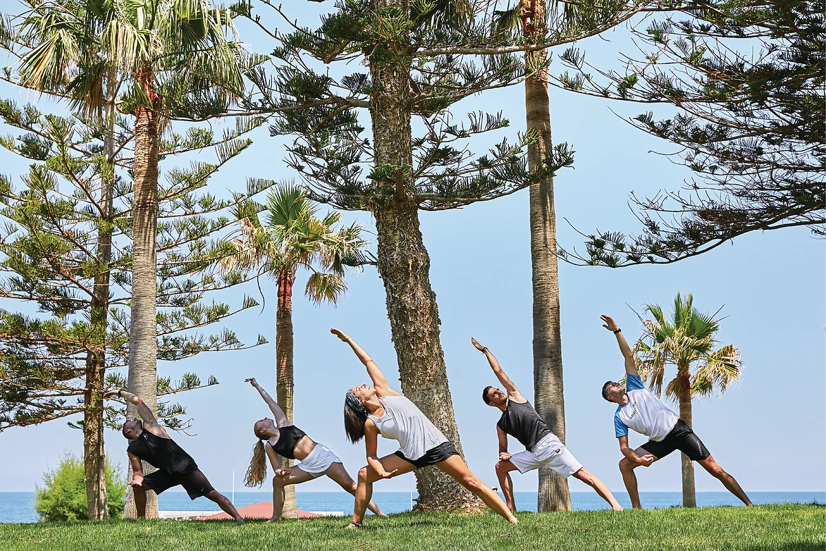 Séance de sport en plein air, hôtel Grecotel LUXME White, Crète, Grèce