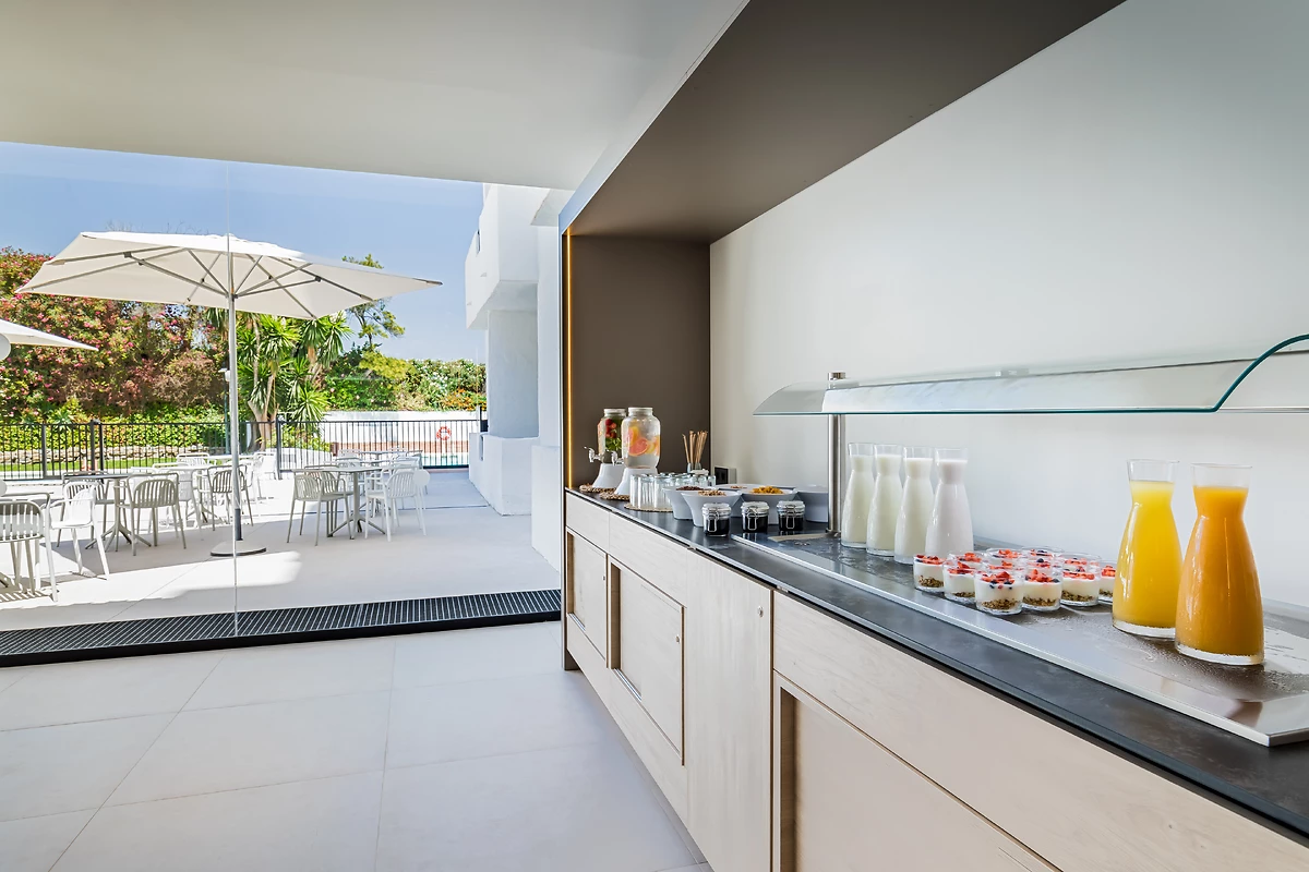 Breeze, Bar, Occidental Puerto Banús, Málaga, Espagne