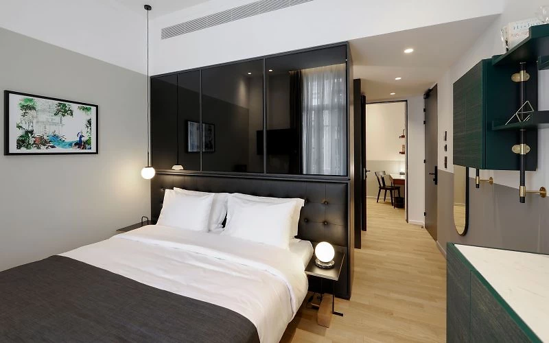 Chambre Family