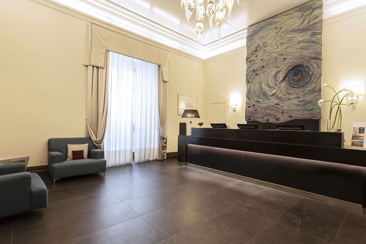 Réception, Palazzo Caracciolo Napoli MGallery, Naples, Italie