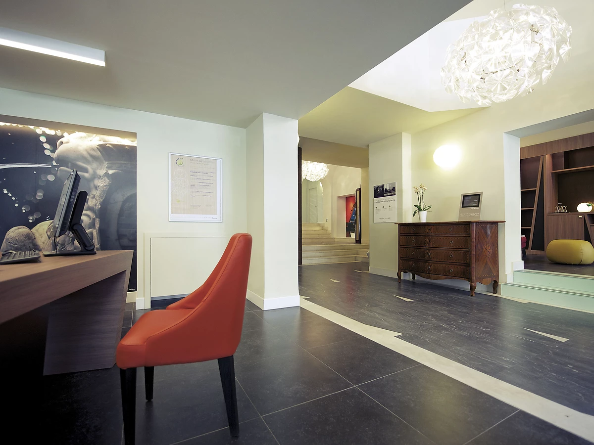Réception de l'hôtel, Mercure Napoli Centro Angioino