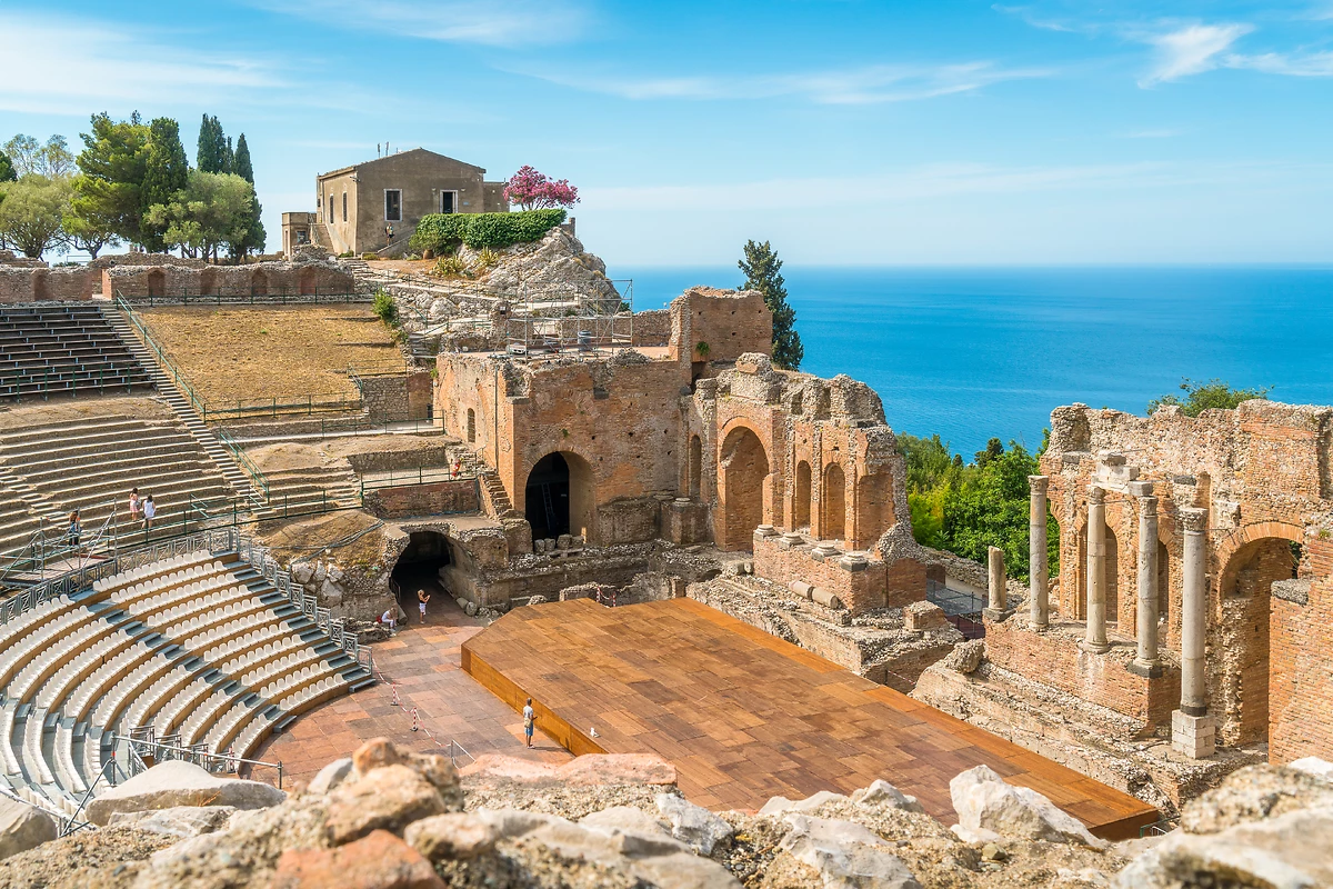 Ruines du théâtre grec antique, Taormine, Sicile, Italie