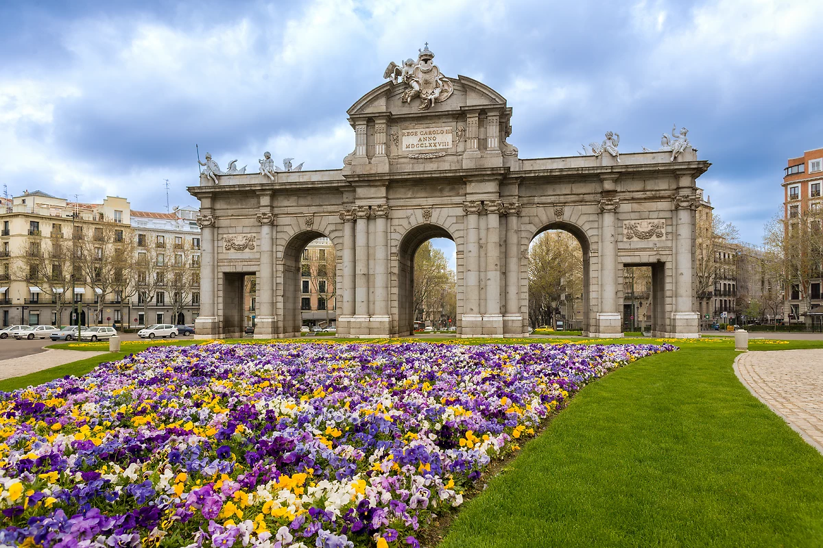 Puerta de Alcalá, Madrid, Espagne