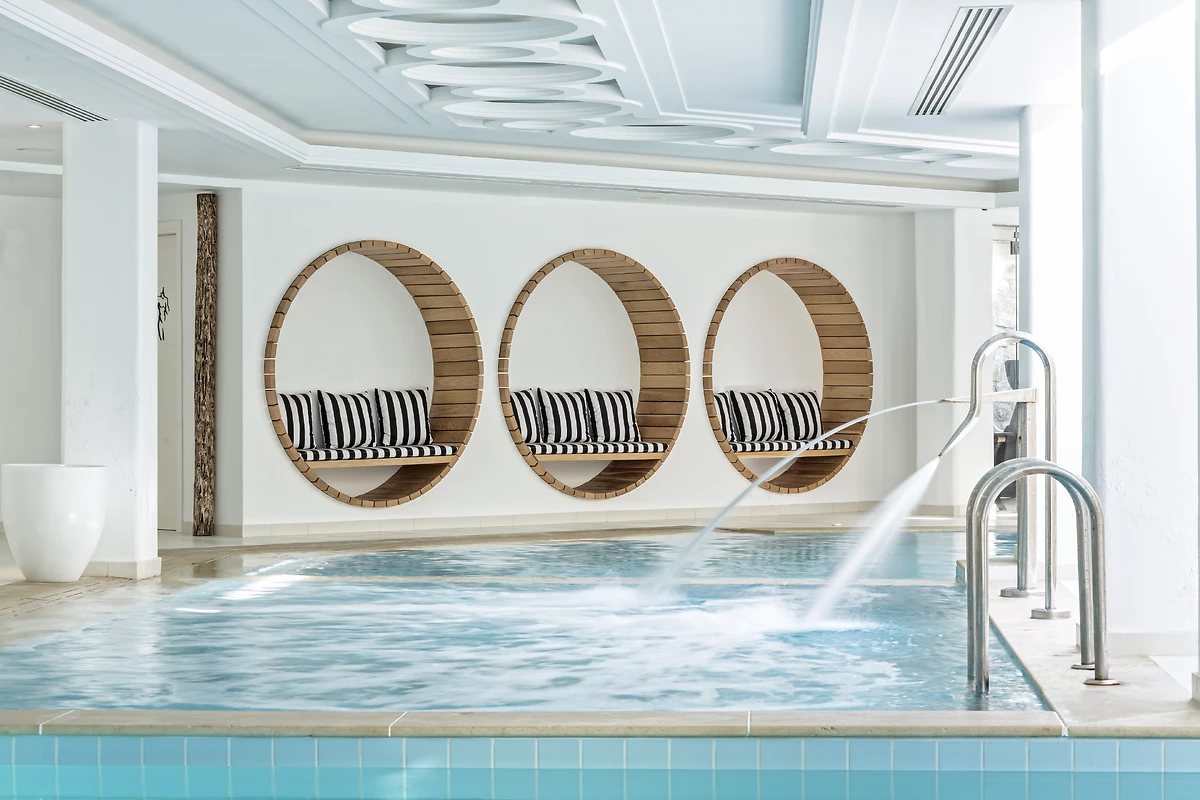 Piscine du Spa, Myconian Villa collection, Mykonos, Grèce