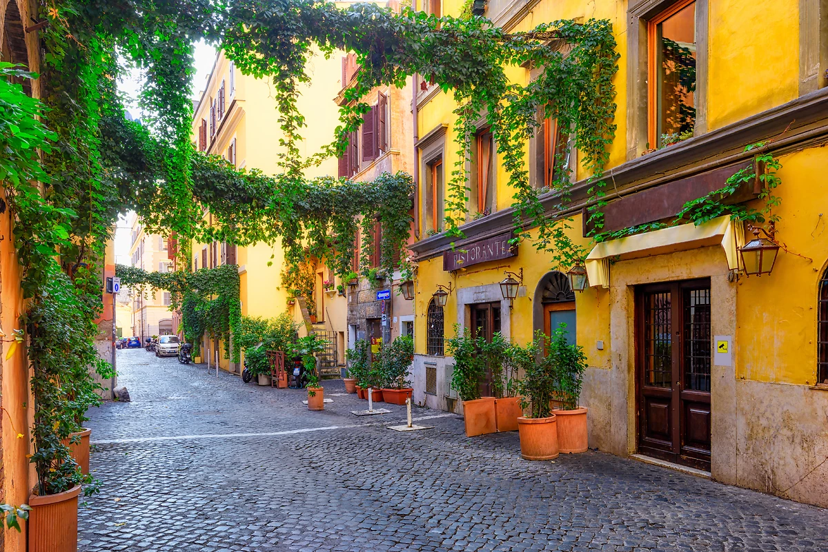 Rue dans Rome