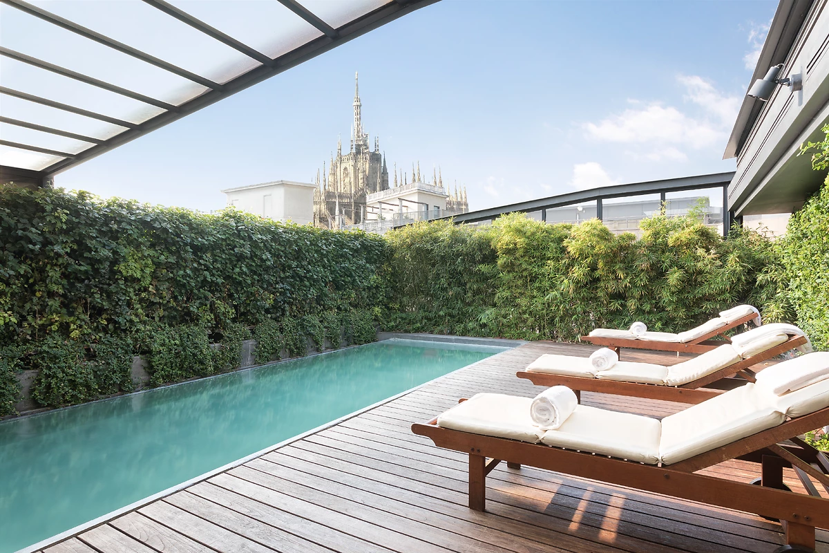 Piscine de l'hôtel, Sina de la Ville, Milan, Italie