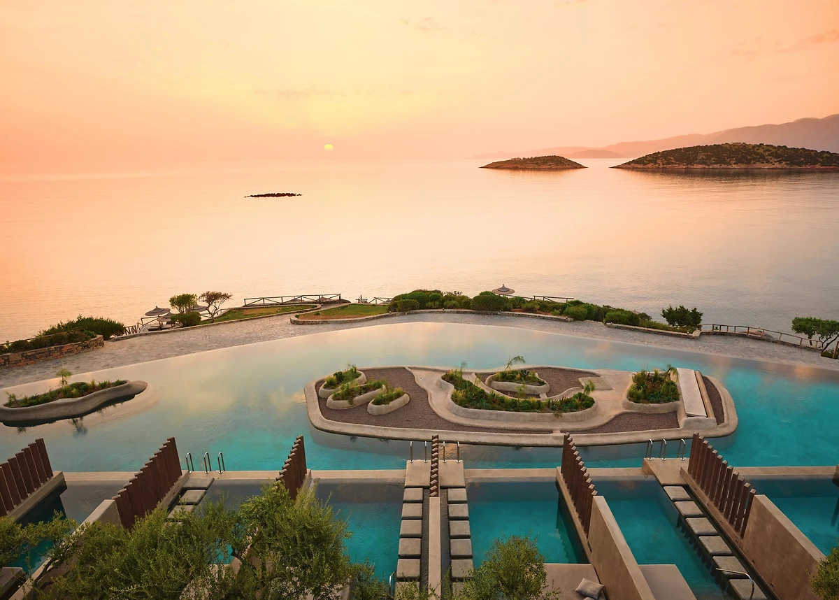 Piscine de l'hôtel, Minos Palace Resort