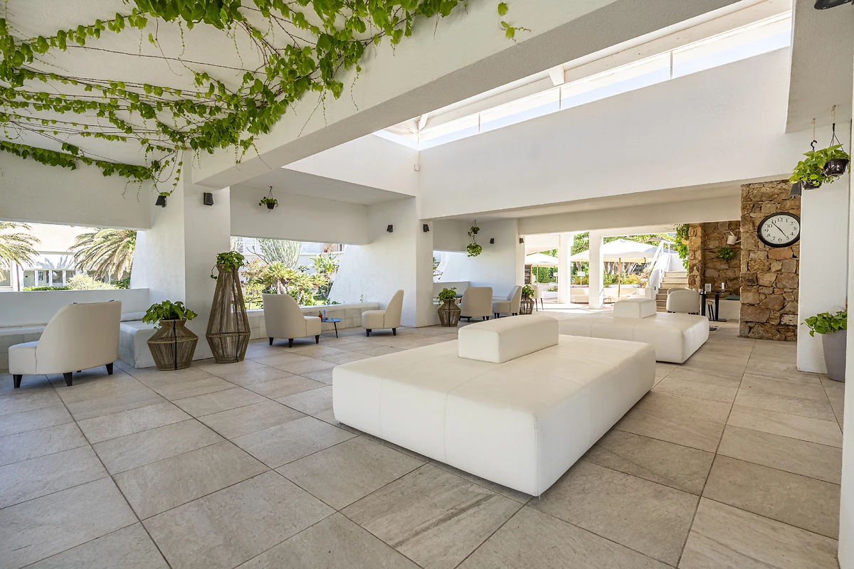 Lobby, Mangia's Pollina Resort, Sicile