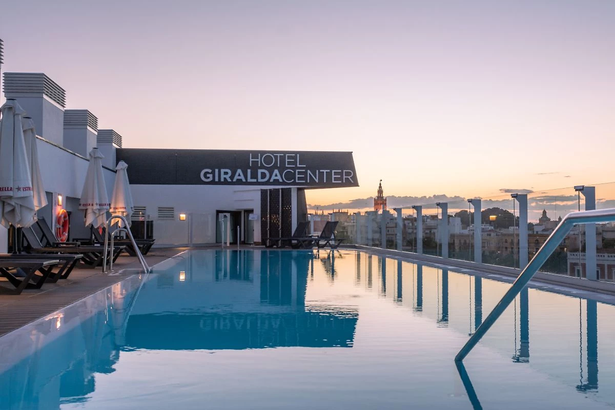Piscine, Hôtel Giralda Center, Séville, Espagne