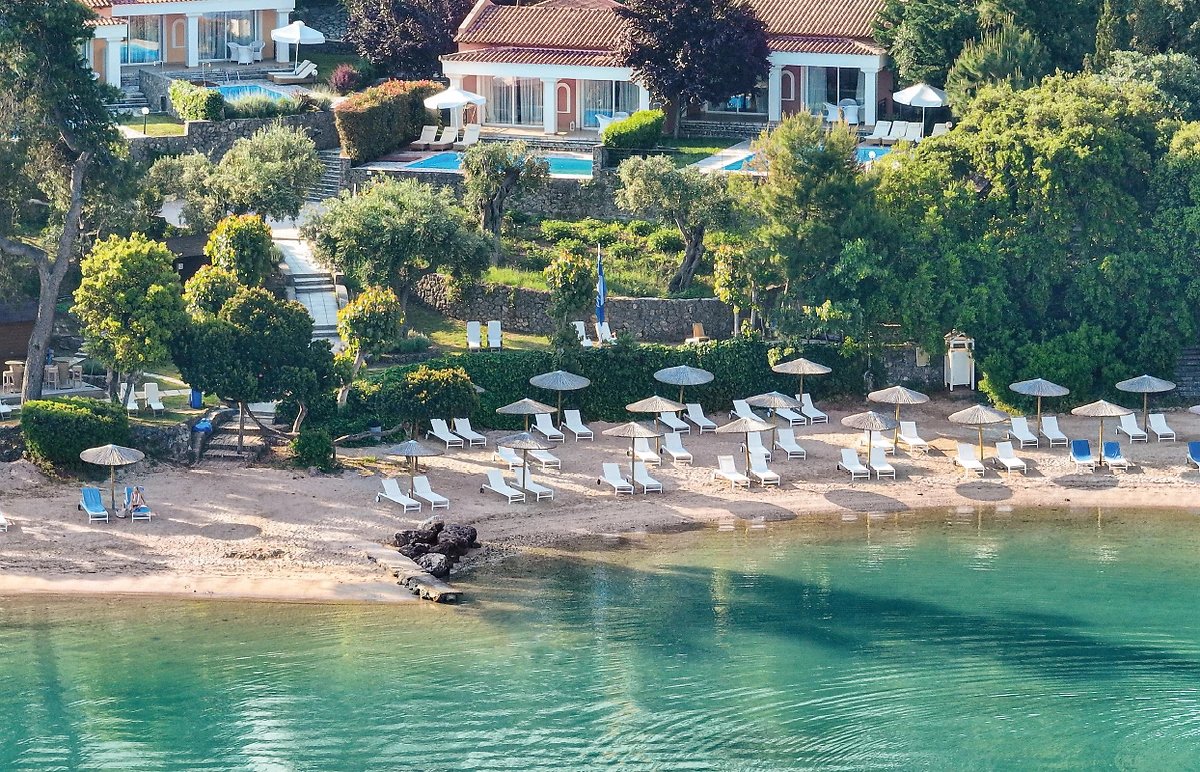 Plage de l'hôtel, Grecotel Eva Palace