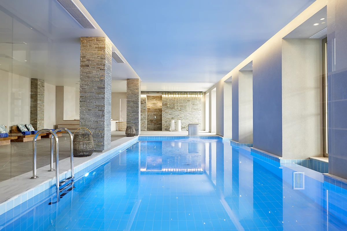 Piscine intérieure, spa de l'hôtel, Eagles Villas