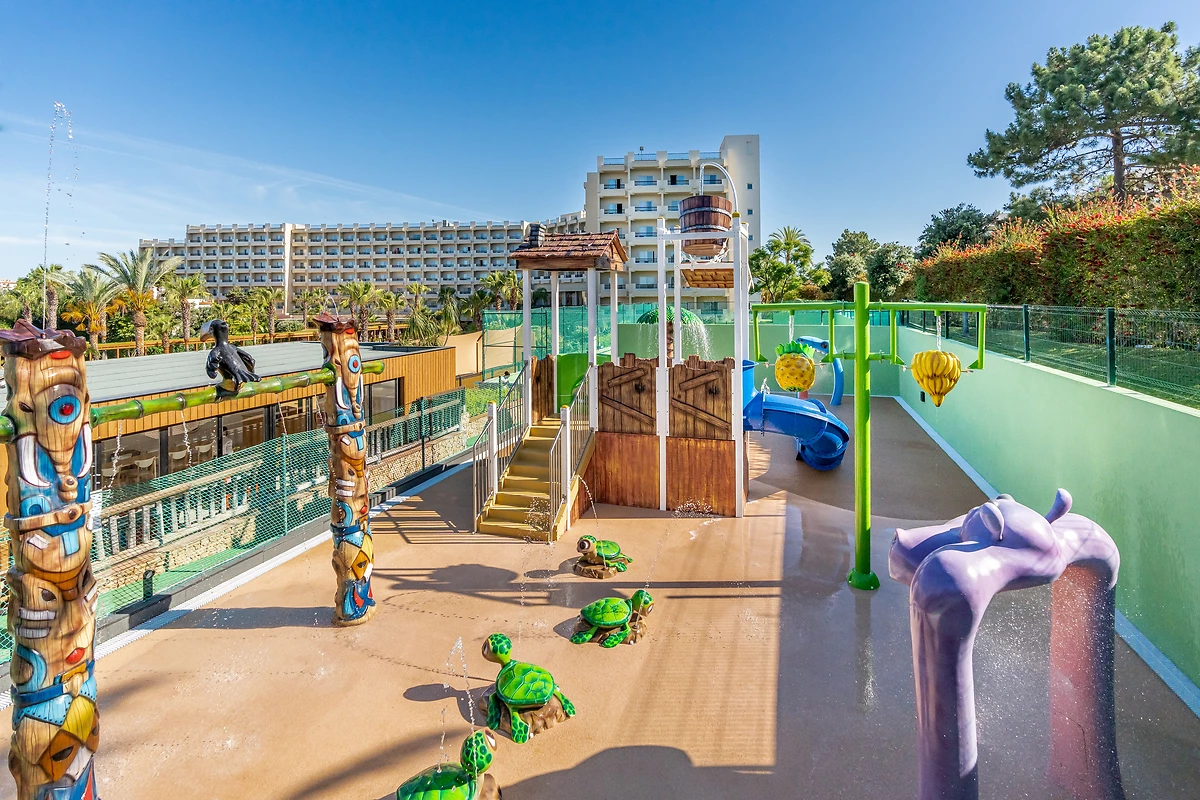Tiki Splash Park, Club enfant, 3HB Guaraná, Portugal