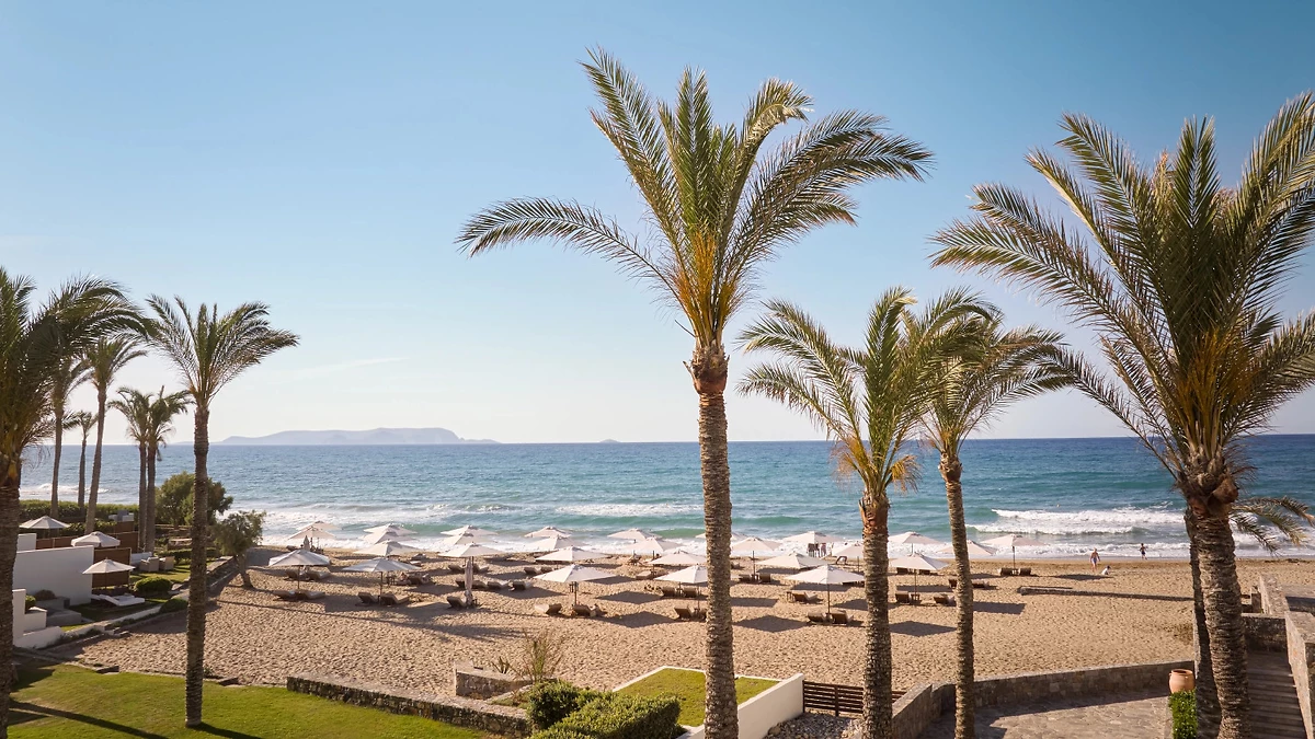 Plage de l'hôtel, Amirandes - A Grecotel Resort to Live , Crète, Grèce