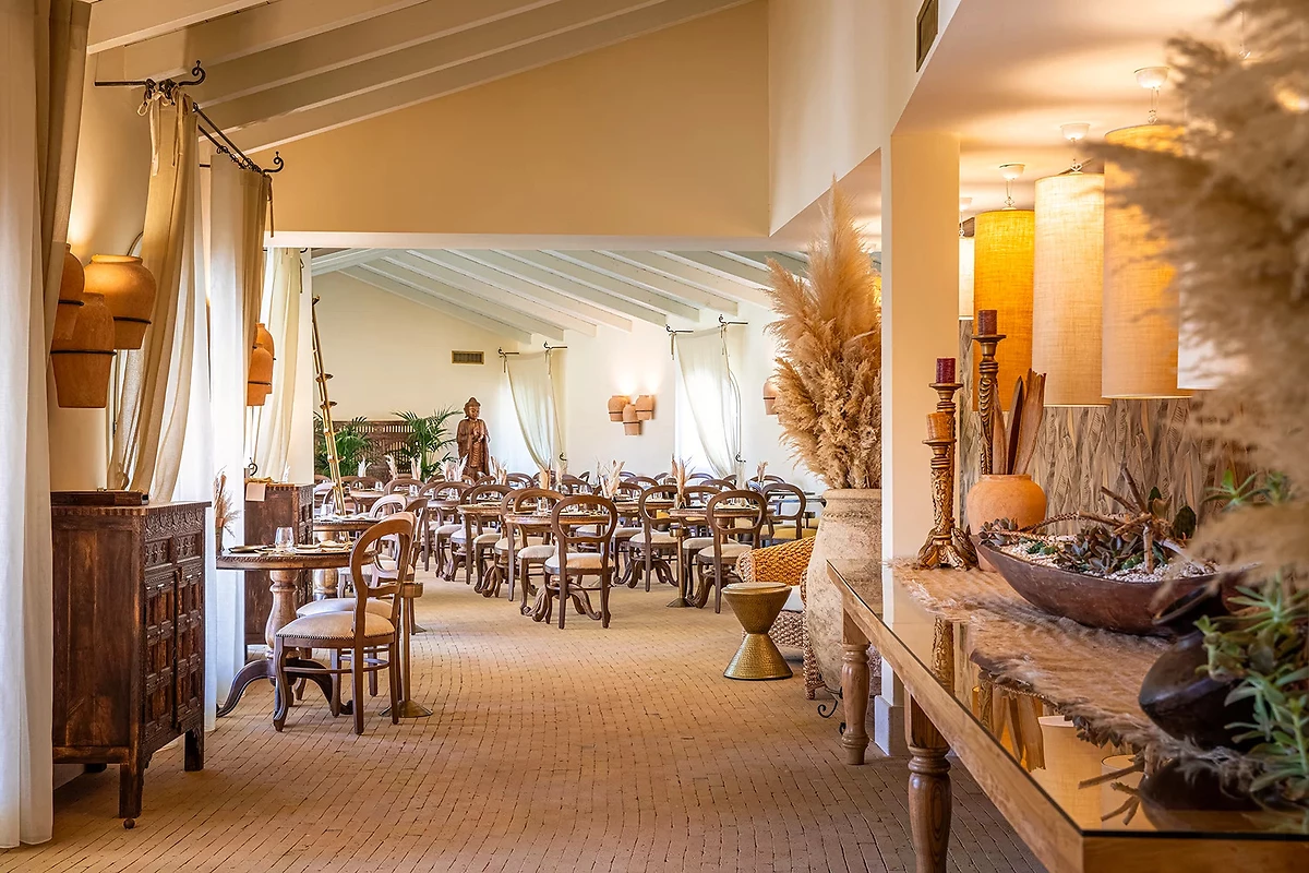 Exoticus, Spiagge San Pietro Resort, Sardaigne, Italie