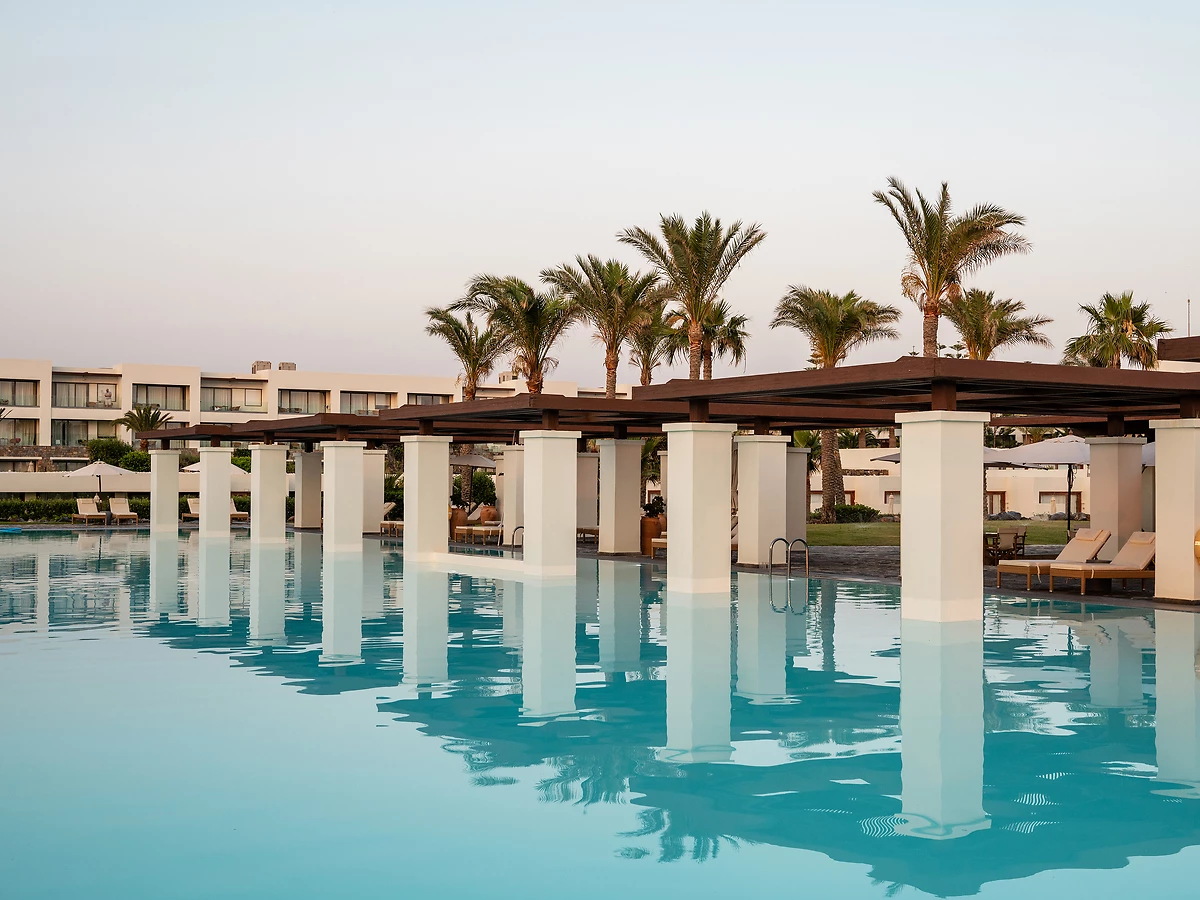 Piscine, Amirandes -A Grecotel Resort to Live , Crète, Grèce
