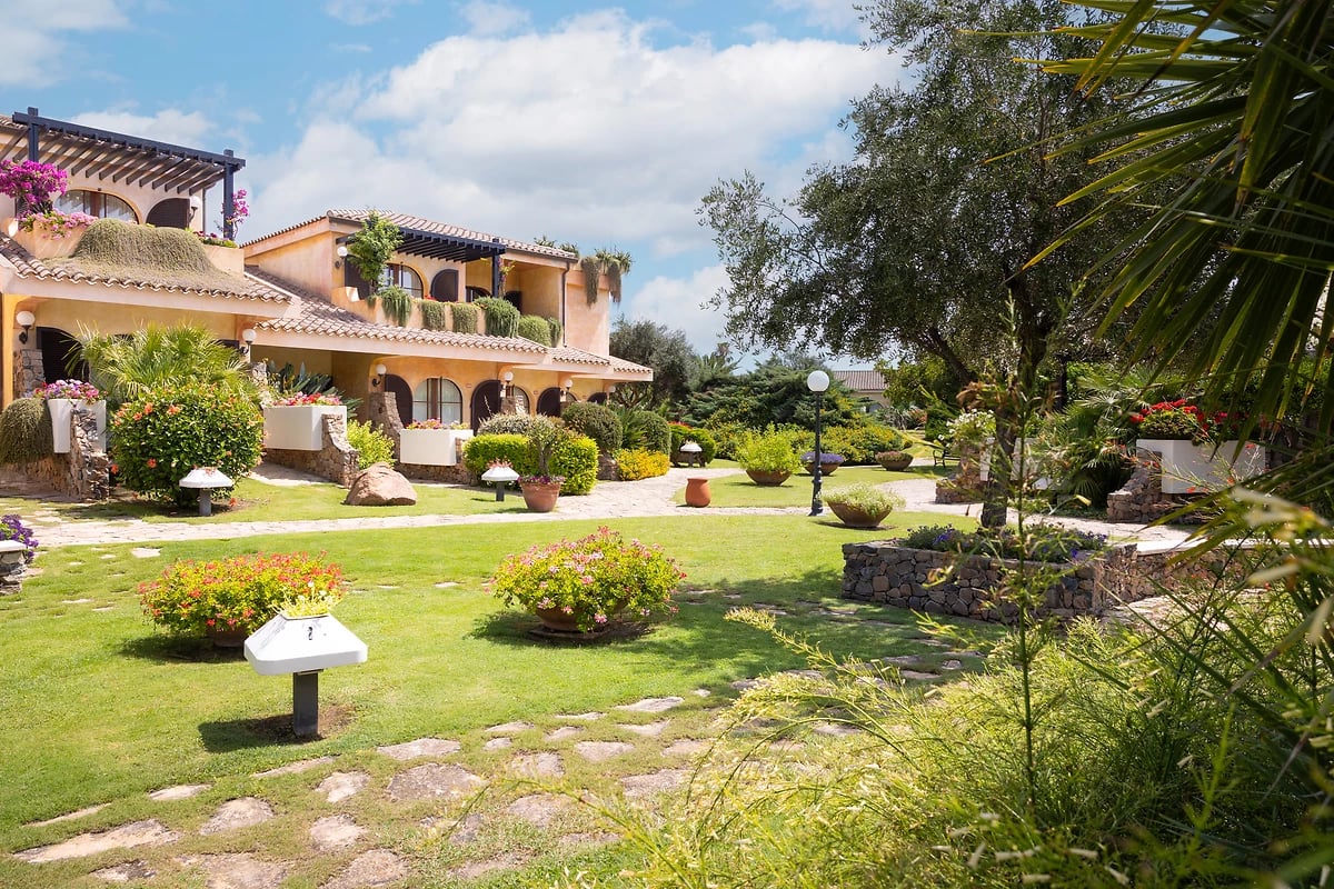 Jardin,  Hotel Baia di Nora, Sardaigne, Italie