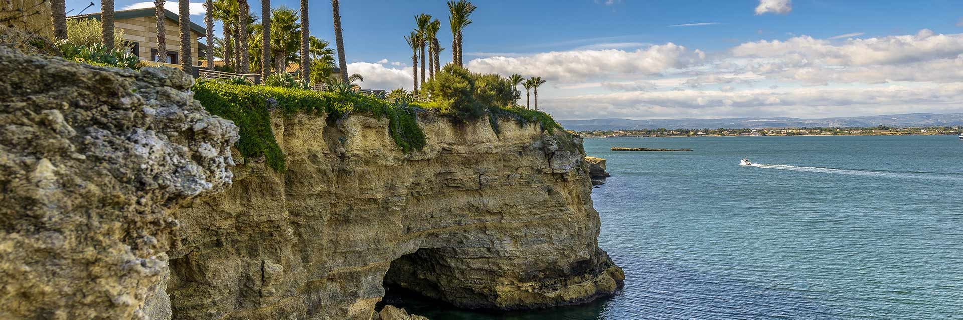 Vue de Syracuse, ensoleillée, Sicile, Italie