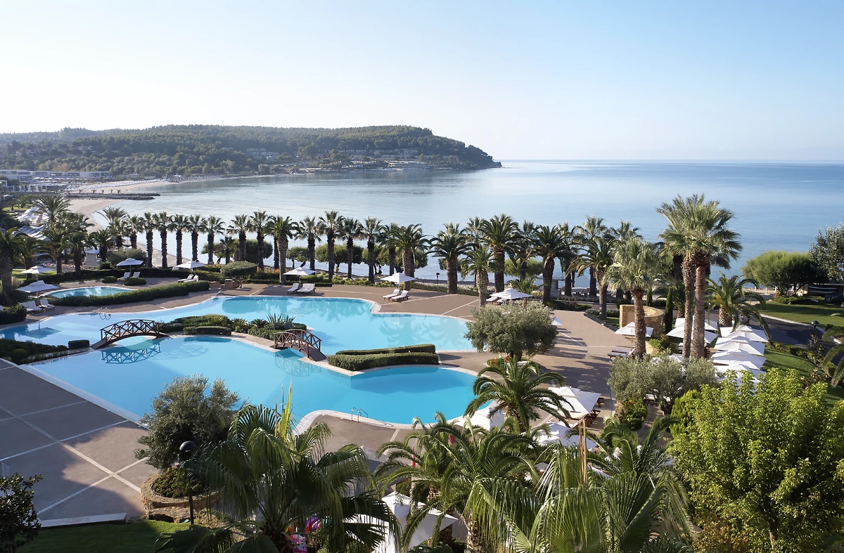 Vue sur la piscine de l'hôtel, Sani Beach