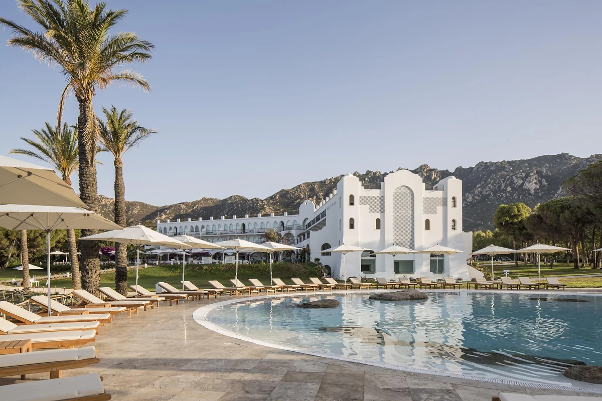Piscine, Falkensteiner Resort Capo Boi
