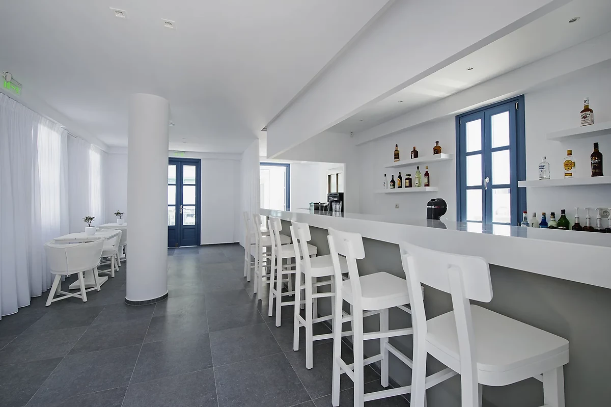 Bar, Acroterra Rosa, Santorin, Grèce