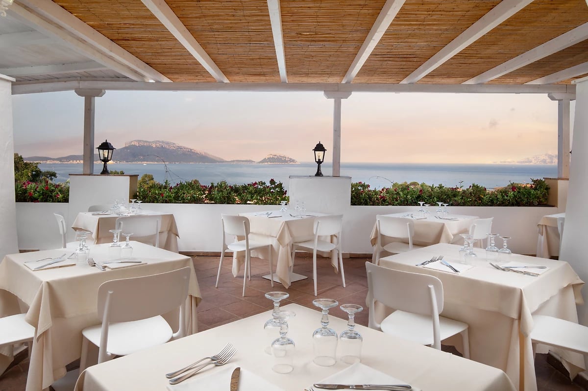 Terrazza Tavola, VOI Colonna Village, Sardaigne, Italie