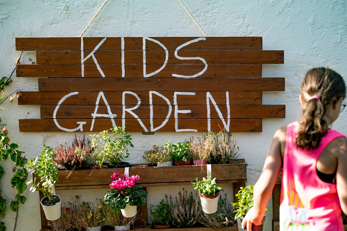 Jardin pour enfants, hôtel Agapi Beach Resort