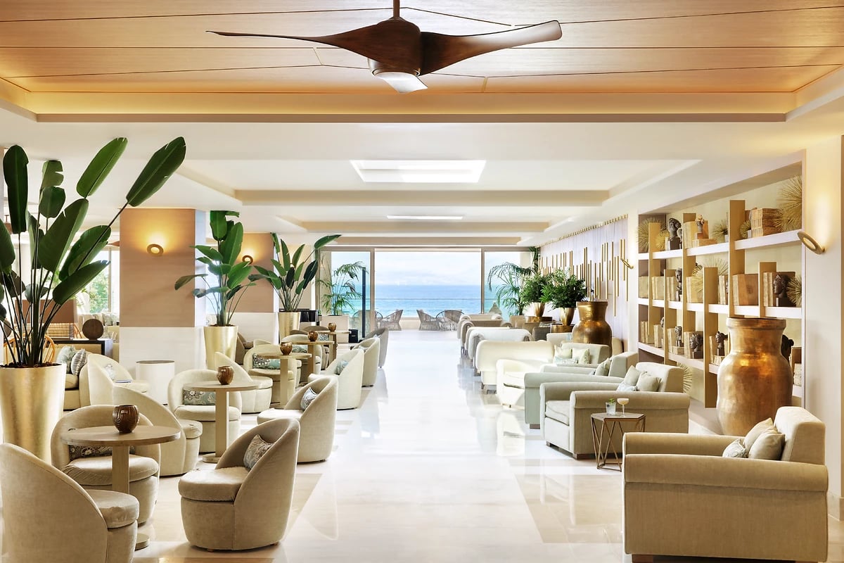 Bar du lobby de l'hôtel, Ikos Dassia, Corfou, Grèce