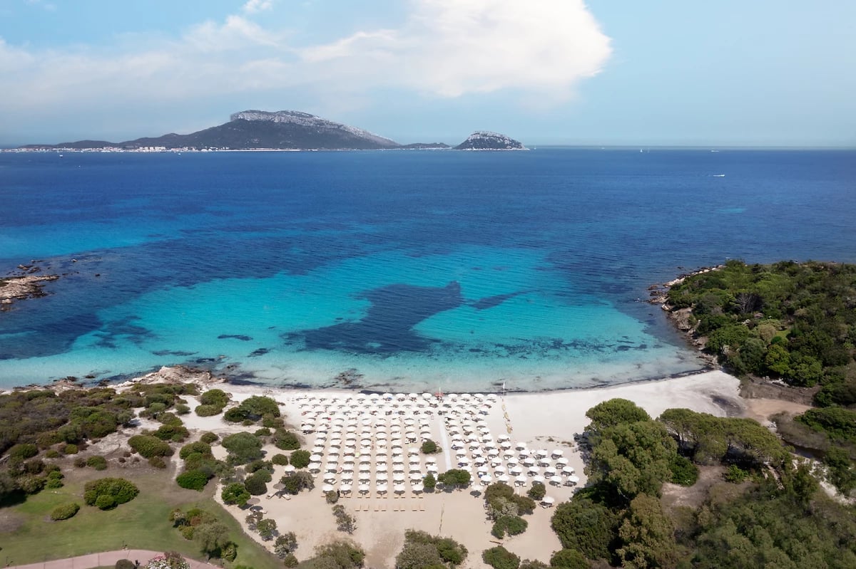 Vue aérienne de la plage, VOI Colonna Village, Sardaigne, Italie