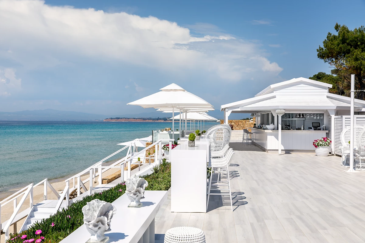 Terrasse du restaurant Bousoulas, Sani Beach