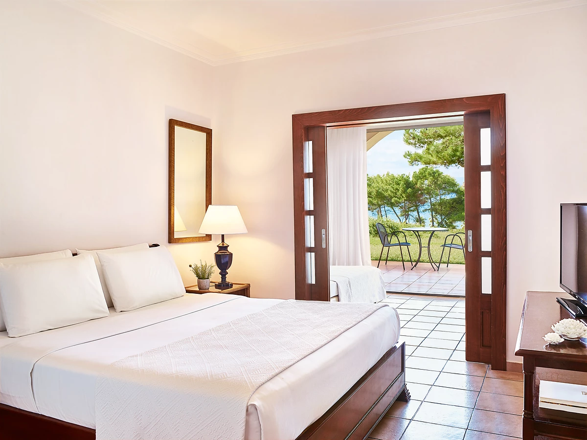 Chambre famille jardin vue mer latérale