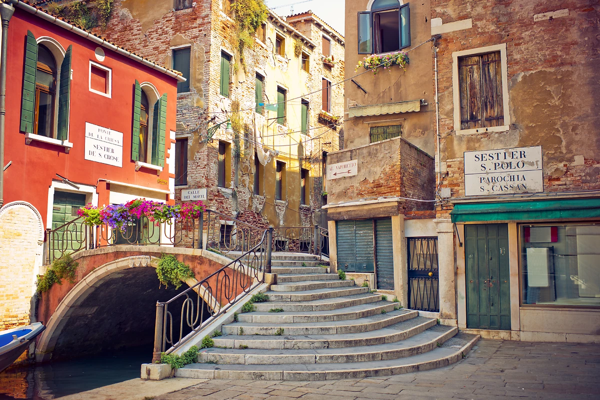 Rue , Canal, Venise, Italie
