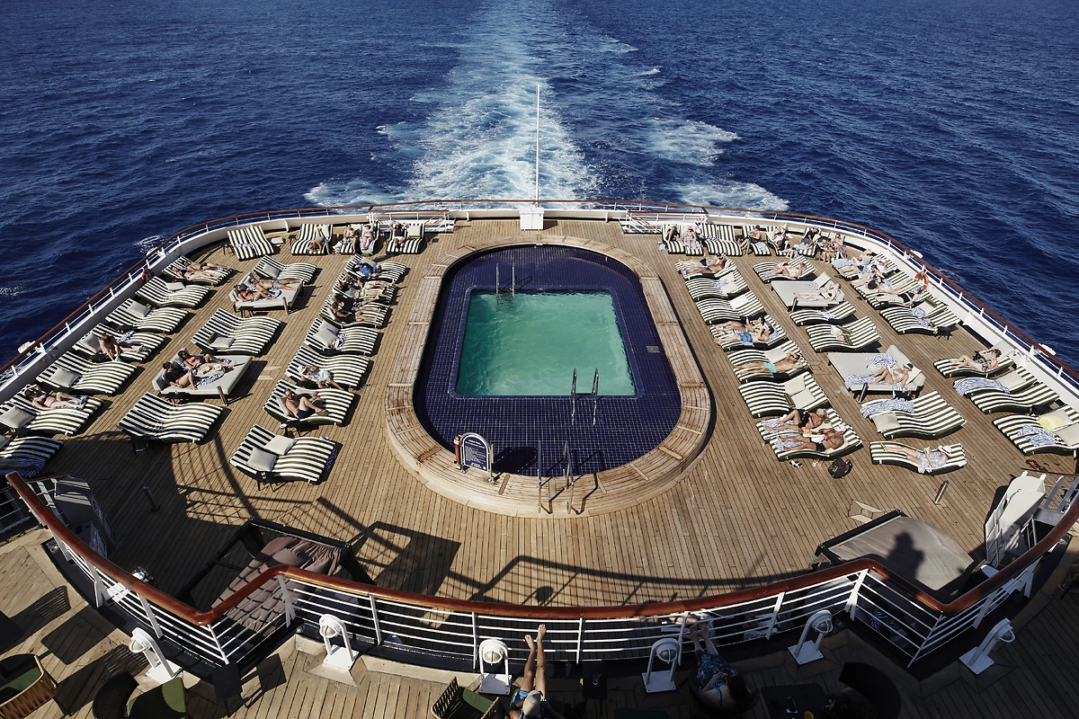 Piscine et deck, Celestyal Journey