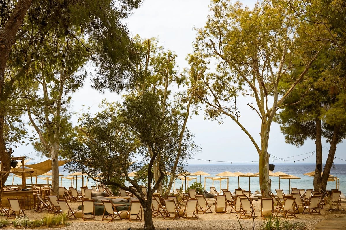 Transats sur la plage, Ergon Beach House Nikiti