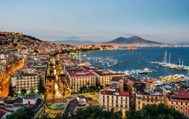 Vue sur la baie de Naples et le Vésuve, Campanie