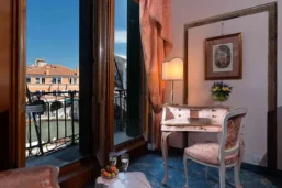 Chambre, Rialto Hotel and Suites